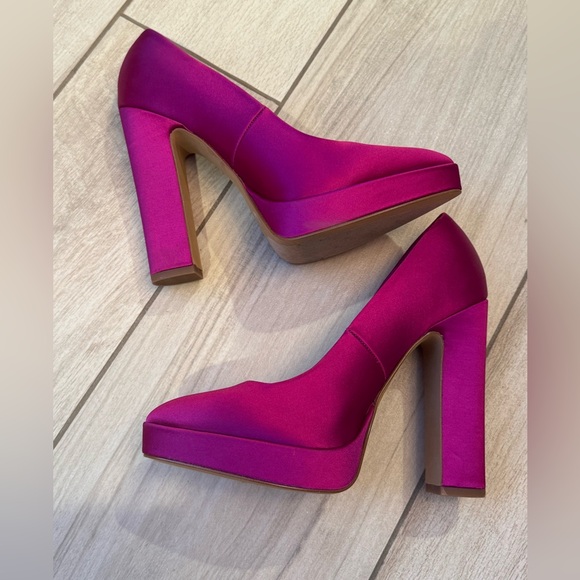 Jessica Simpson Glynis Fuchsia Platform Heels - Picture 4 of 8